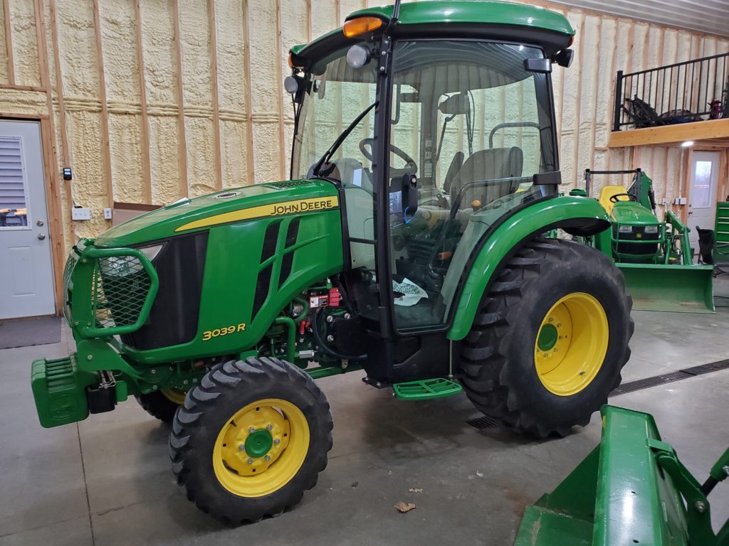 New Loader on 3R conflict with brush guard. | Green Tractor Talk