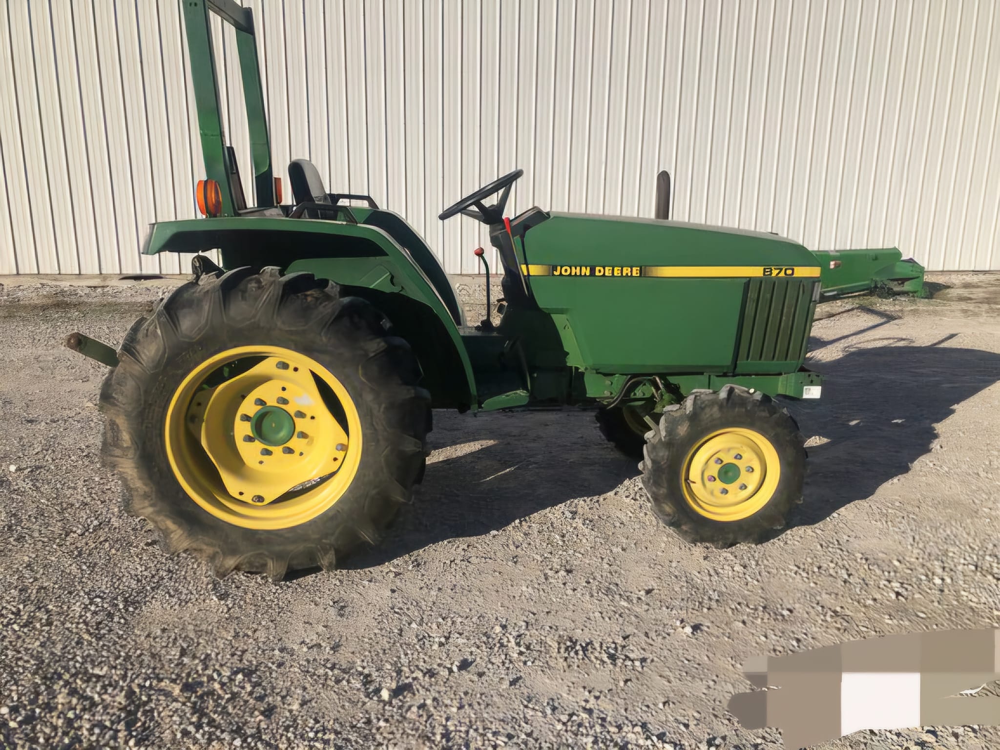 1993 John Deere 870 Compact Tractor - Image 2