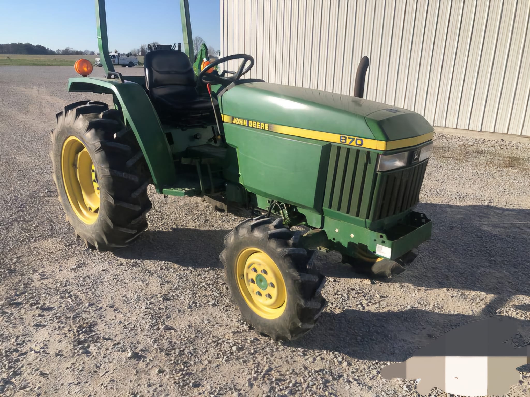 1993 John Deere 870 Compact Tractor